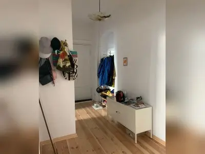 Helle sanierte 2Z Wohnung mit Balkon in 12049 gegen 3-4Z