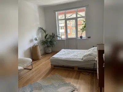 Charmante 2 Zi Whg mit 2 Balkonen in Eimsbüttel