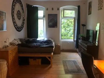 2-Zimmer 80m2 Görlitzer Bhf gegen 3+ Zimmer Xberg, Neukölln