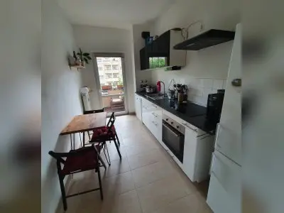 Gut geschnittene Wohnung an der Ringbahn, 1. OG