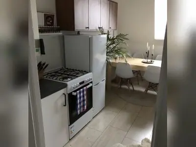 1 1/2 Zimmer in Charlottenburg gegen 3 Zimmer Wohnung