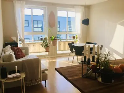 Helle, zentrale und ruhige 2-Zimmer Wohnung