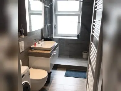 Groß gegen klein