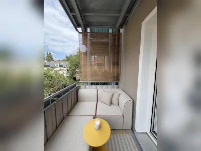 Schöne 2 Zimmer Wohnung mit großer Wohnküche mit Balkon