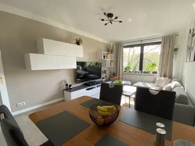 TAUSCH Suche 2-Zimmer- biete 3-Zimmer-Wohnung in Lokstedt
