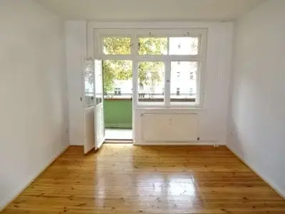 Family looking to swap 2 room for 3 room apartment with WBS