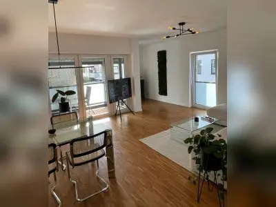 3 Zimmer Wohnung (Neubau mit Balkon)