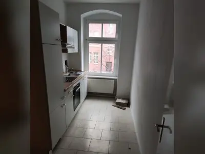 3 zimmer wohnung in Friedrichshein near frankfurter tor
