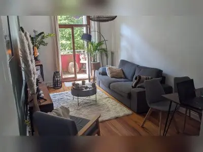 Schöne 2,5 Zimmer Altbauwohnung in Eimsbüttel