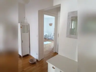 Tausche wunderschöne 3-Zimmer-Altbauwohnung