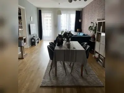 Suche 3 Zimmer Wohnung, Biete 2 Zimmer im Zentrum