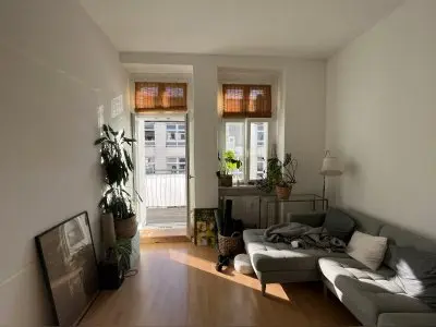 Schöne helle 1,5-Zimmer Wohnungen in Kreuzkölln