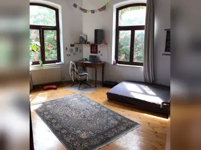 Bieten 3Zi-Südstadt-Altbau-Wohnung gegen 2Zi mit Balkon