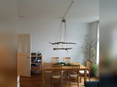 Schöne helle und ruhige Altbauwohnung