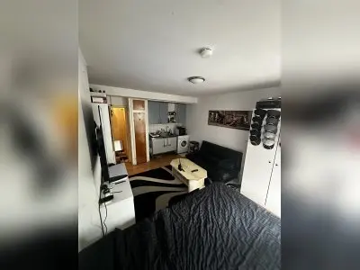 1 Zimmerwohnung am Bhf Ehrenfeld gegen größere Whg.