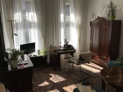 Helle Altbauwohnung in Wedding