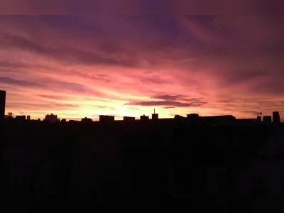 2 Zimmer DG WHG mit Terrasse
