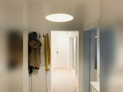 sehr schöne, helle zwei Zimmer Wohnung
