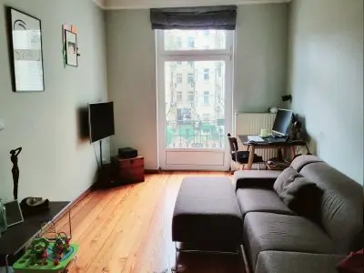 3,5 Z., Altbau, traumhafte Innenhoflage, 2 Balkone, zentral