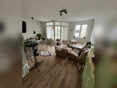 Geräumige, gut angebundene 4-Zimmer-Wohnung