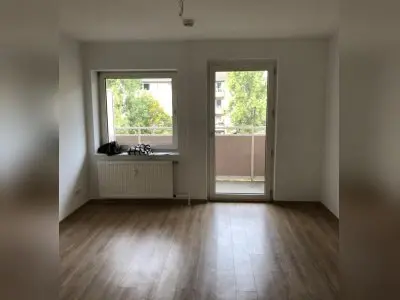 Tausche 3 Zi. gegen 4 Zimmer Wohnung