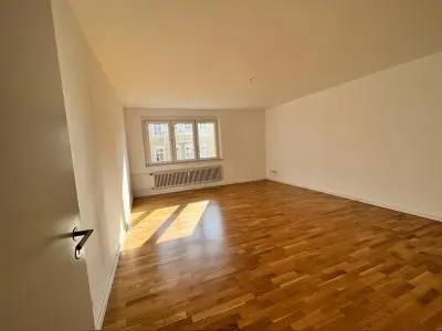 Biete 3 Zimmer Friedrichshain, Suche 1-2 Zimmer Berlin