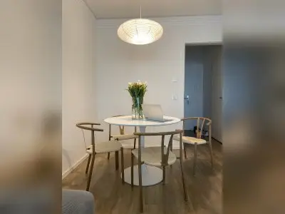 Moderne, lichtdurchflutete 1,5 Zimmer Wohnung in Eppendorf