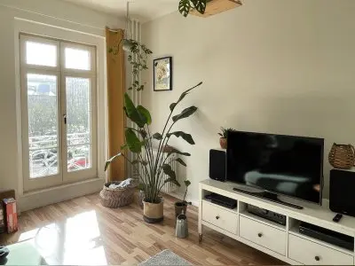 Helle 2-Zimmer im Zentrum gegen 3-Zimmer im Kiez