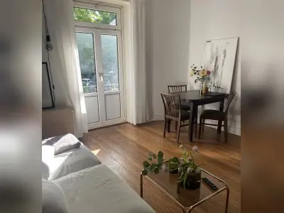 Biete: 2 Zimmer - Suche: 3 Zimmer