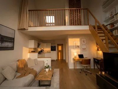 Maisonette mit Domblick & Dachterrasse – Belgisches Viertel