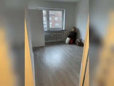 Feine Wohnung in zentraler Lage und Alster/Außenalsternähe