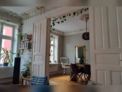 Schöne Altbauwohnung schanze/suche Balkon