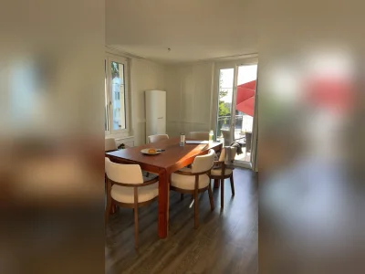 2 Stöckige 4.5 Zimmer Wohnung mit privater Bowlingbahn