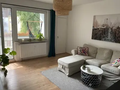 Helle Wohnung mit schönem Balkon