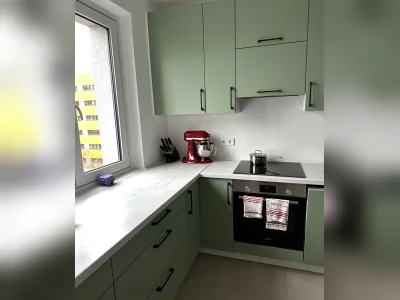 Helle 2-Zimmer-Wohnung mit Einbauküche