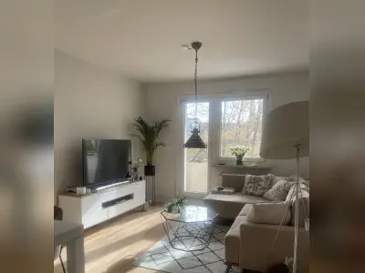 Biete Mitte 4 Zimmer fur 850€, suche ab 4.Zim. Xberg,Mitte
