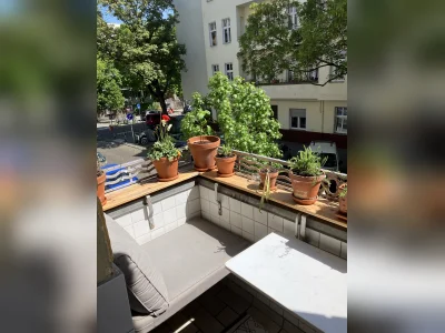 Ein Altbautraum mit Balkon