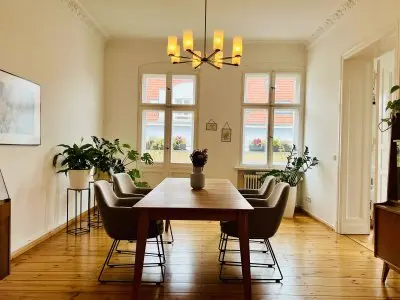 3,5 / 4 Zi Altbau in Schöneberg gg mind 4,5