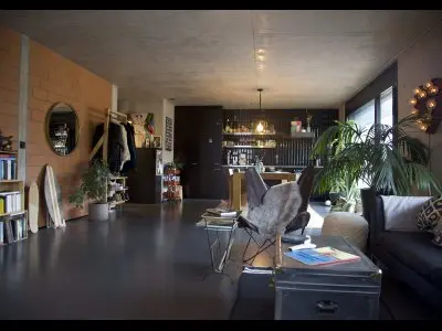 Grosse loftartige 2.5 Zimmer Wohnung Kreis 4 gegen mind. 3.5