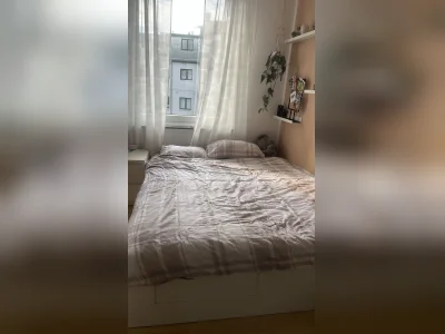 Hell, ruhig & gut geschnittener altbau mit Blick ins grüne