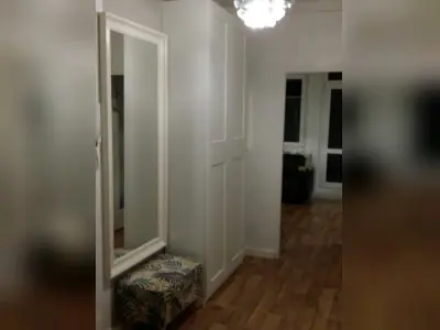 4Zimmer gegen mindestens 5 zimmer