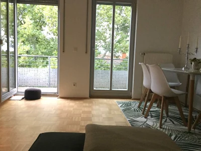 Helle 2-Raumwohnung Radeberger Vorstadt | Balkon& Tiefgarage