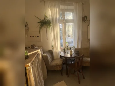 Sonnige 2-Zimmer Altbauwohnung