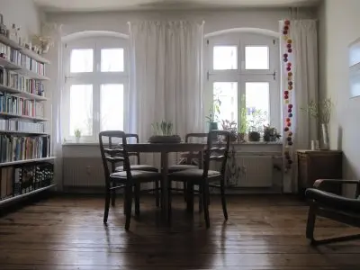 2-Zi-Altb.-Whg. in Frhain gegen 2-Zi. ab 55 m2 mit Balkon