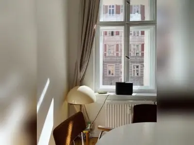 Geräumige, Ruhige 3,5 Zimmer Altbau Wohnung im Bergmannkiez