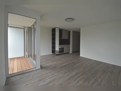Biete 1-Zimmer-Wohnung in Kiel, suche Wohnung in Hamburg