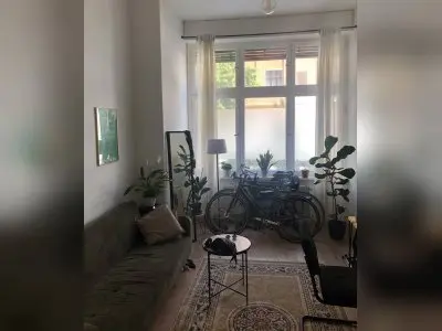 Moderne 4 Zimmer Wohnung mit EBK im Wedding gegen 3 Zimmer