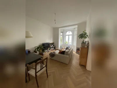 Helle 3,5-Zimmer-Flat in Mariahilf zum Tauschen