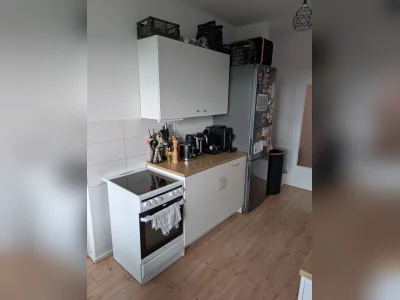 Suche ab 3 Zimmer Wohnung und biete 2 Zi Wohnung in Neukölln