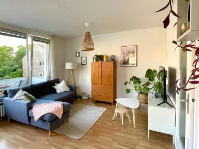 Tausche 3-Zimmer-Wohnung gegen 4-Zimmer in Lindenthal